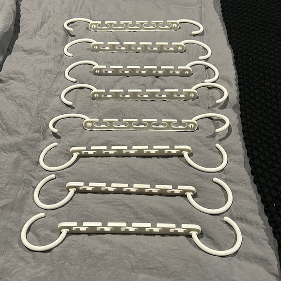 Space saving hangers - Picture 1 of 3